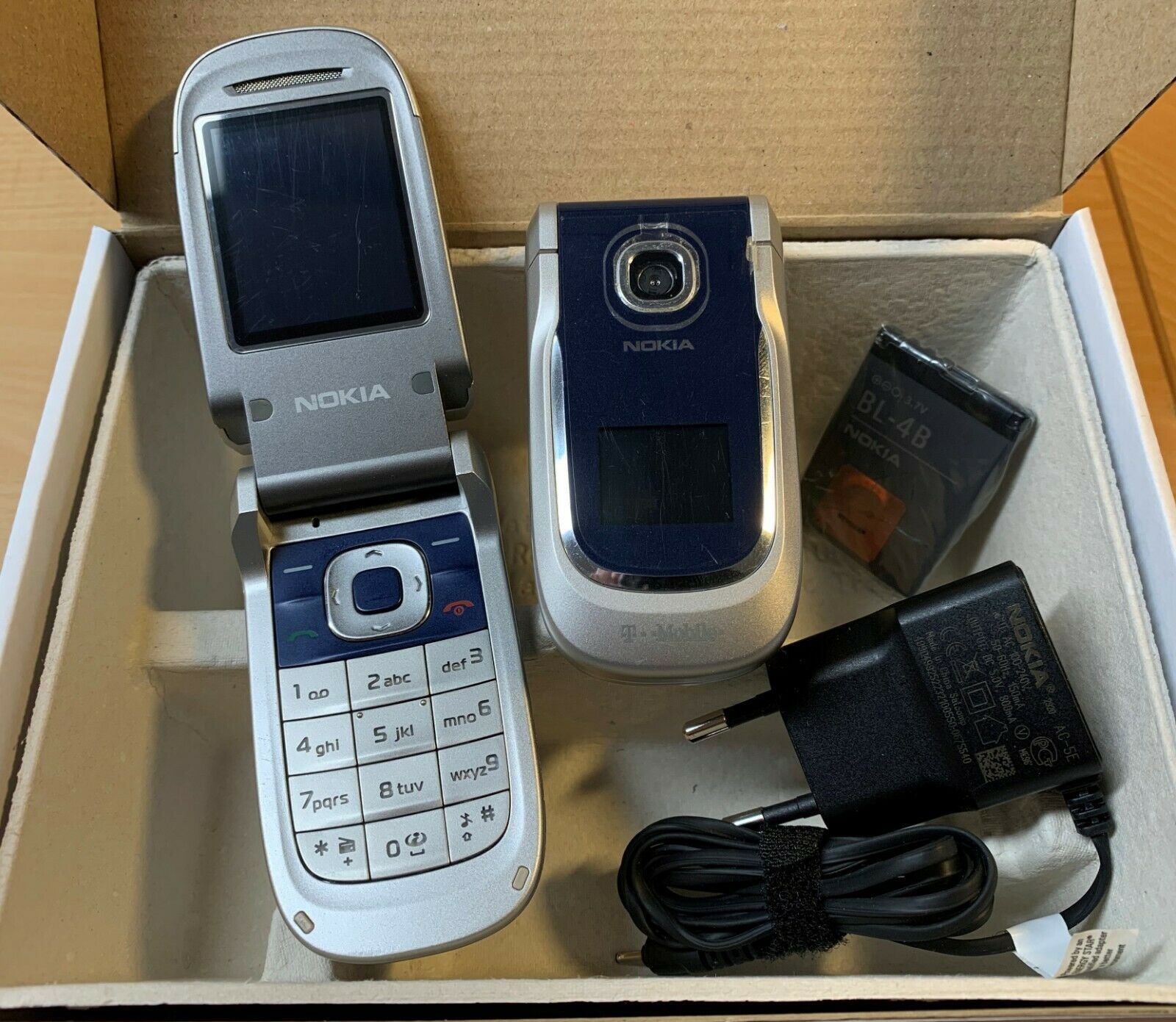 Nokia 2760 Klapp-Handy Tasten Bluetooth Kamera Unlocked Mobile Phone wie Neu