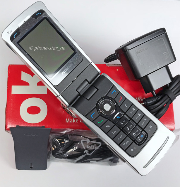 Nokia N90 Klapp-Handy Tri-Band Mobile Phone MP3 Kamera GPRS EDGE UMTS Neu New