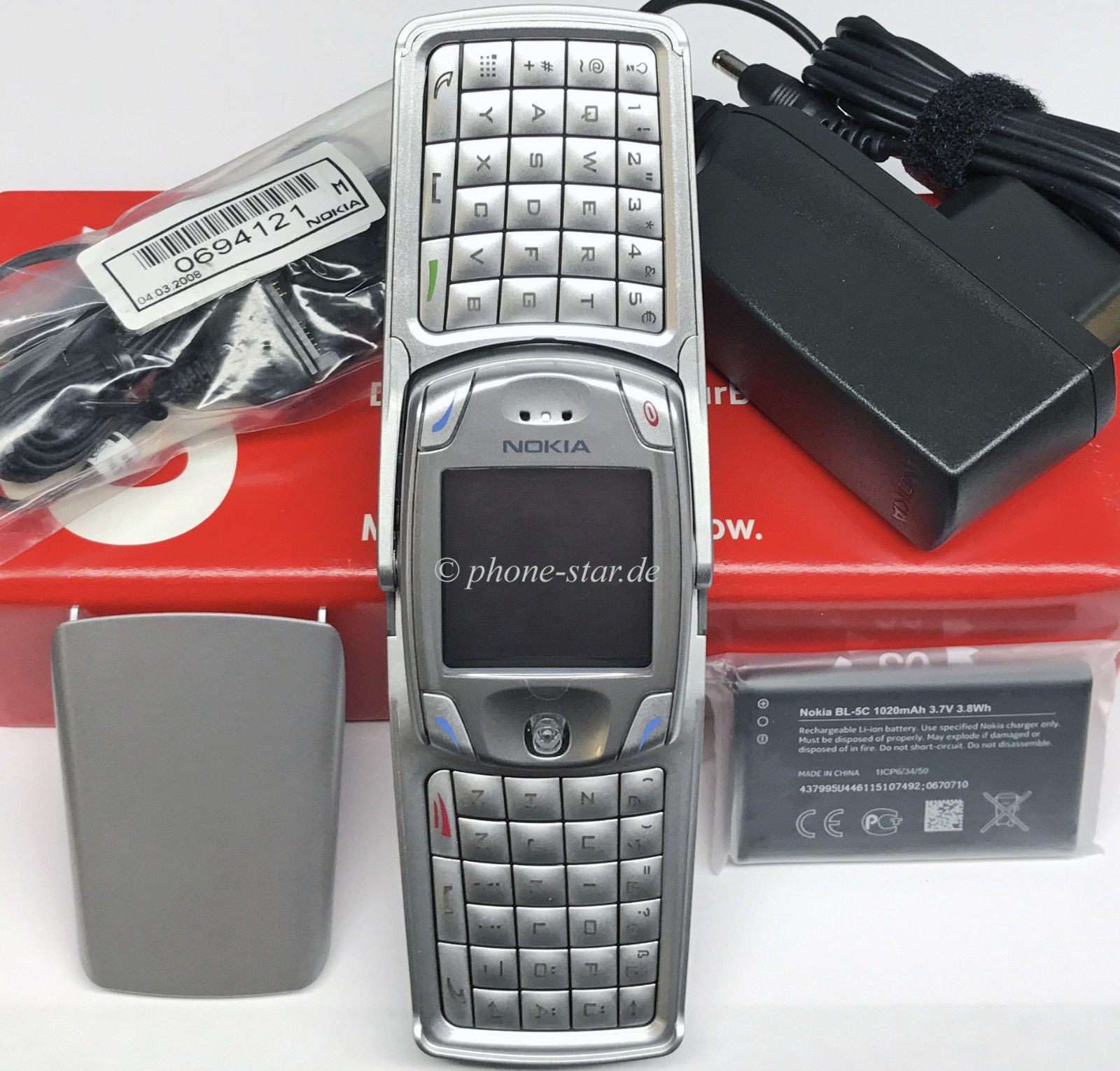 Nokia 6822 RM-69 QWERTZ Tasten-Handy Mobile Phone Bluetooth Kamera Neu New Box