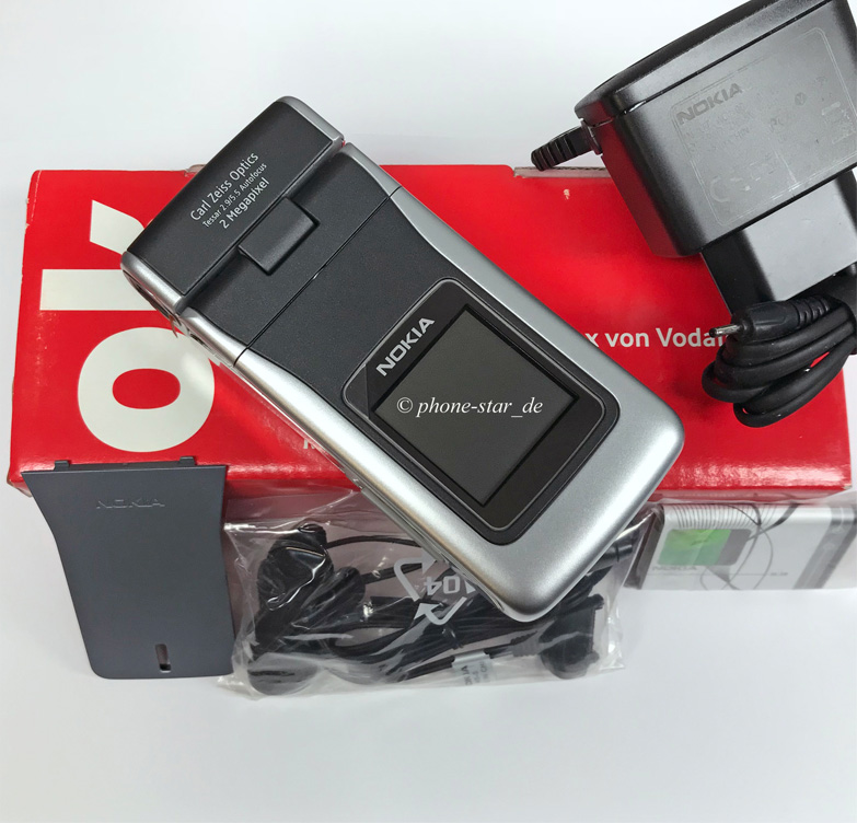 Nokia N90 Klapp-Handy Tri-Band Mobile Phone MP3 Kamera GPRS EDGE UMTS Neu New