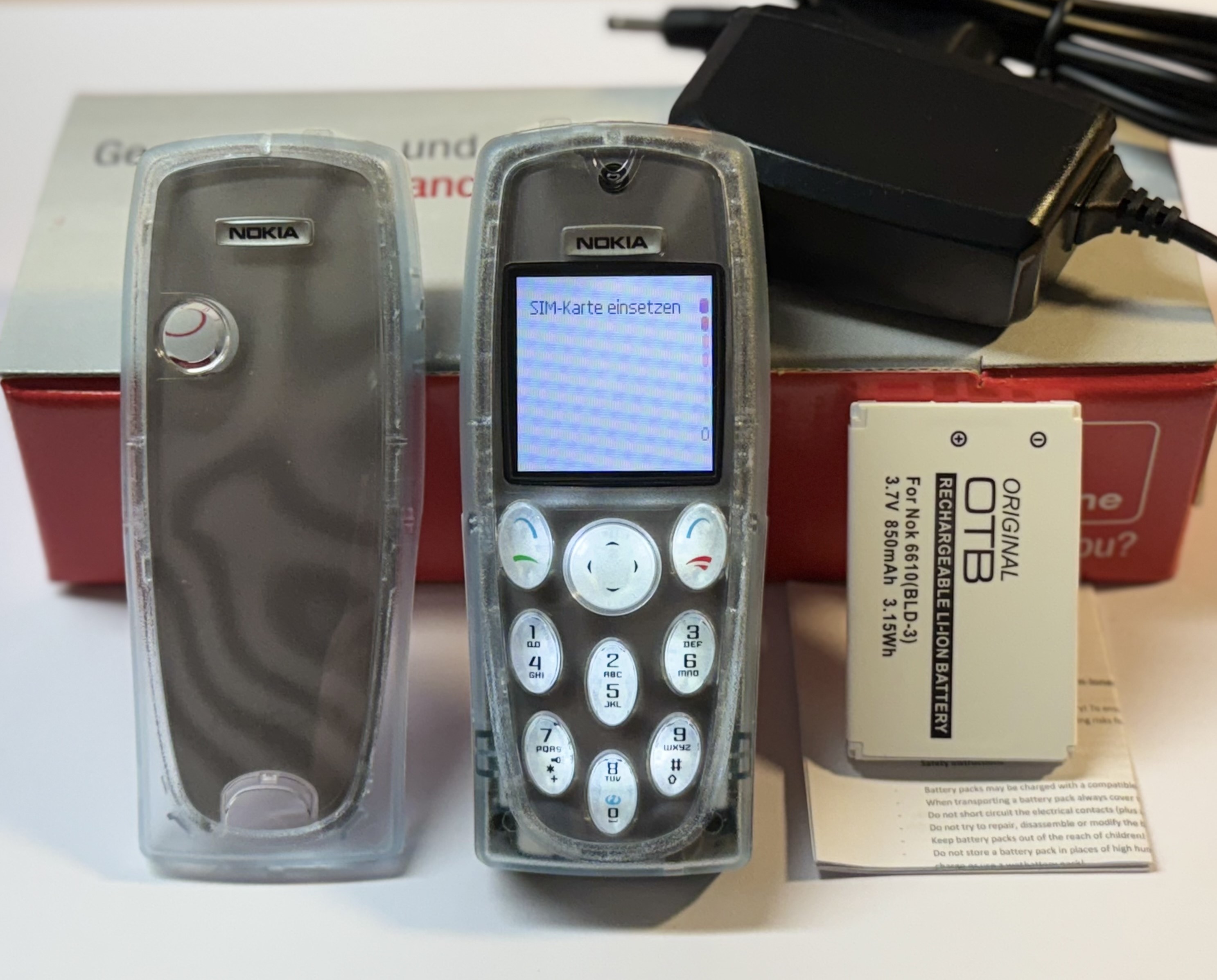 Nokia 3200 RH-30 Tasten-Handy Tri-Band Mobile Phone GPRS Kamera Neu New Box